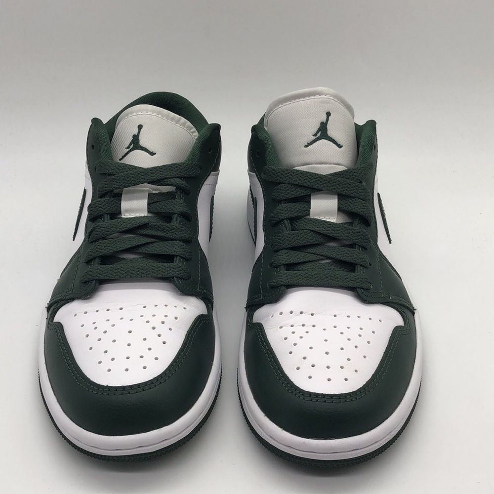 New Women’s Air Jordan Retro 1 Low 'Galactic Jade' DC0774-113 NWOB - Picture 3 of 5